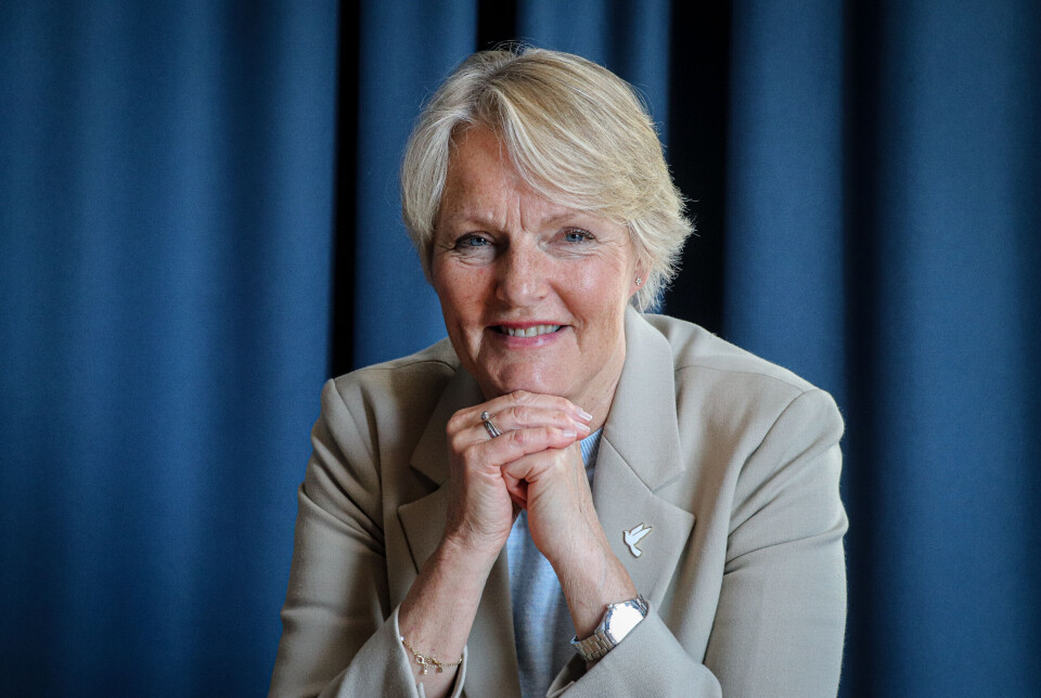 Kjersti Fløgstad er direktør ved Nobels Fredssenter i Oslo, og svært opptatt av at vi lærer oss å ta tilbake dialogen som et naturlig bindemiddel mellom mennesker – det bidrar til forståelse, raushet, utvikling og ikke minst fredeligere tilstander. Kjersti Fløgstad