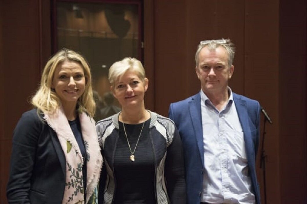 På årets tredje ManpowerGroup Forum var Marianne Hagen og Jan Ketil Arnulf som står på hver sin side av vår konsernsjef Maalfrid Brath foredragsholdere om den digitale revolusjonen. På årets tredje ManpowerGroup Forum var Marianne Hagen og Jan Ketil Arnulf som står på hver sin side av vår konsernsjef Maalfrid Brath foredragsholdere om den digitale revolusjonen.