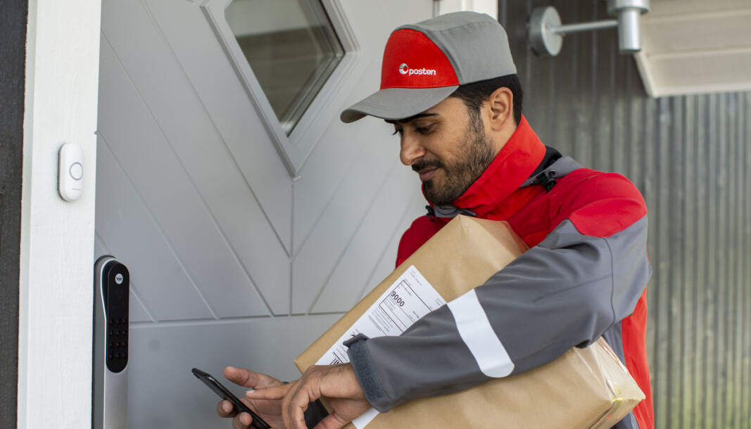Posten har opplevd sterk økning i etterspørselen etter hjemlevering av pakker i forbindelse med koronaviruset. Posten har opplevd sterk økning i etterspørselen etter hjemlevering av pakker i forbindelse med koronaviruset.