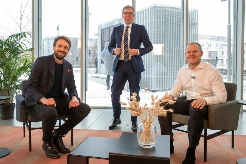 Vestre og BioMarine er to norske bedrifter som har opplevd høy vekst. Begge har mottatt eksportråd fra Innovasjon Norge. Fra venstre: Jan Christian Vestre (Vestre), Håkon Haugli (Innovasjon Norge) og Matts Johansen (BioMarine).