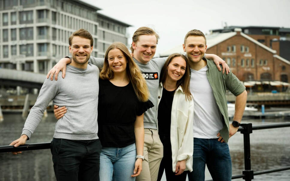 NTNU-studentene Simen, Rikke, Bjørn, Tonje og Marcus vant årets finale og har flyttet sammen i AF-kollektivet i Trondheim.