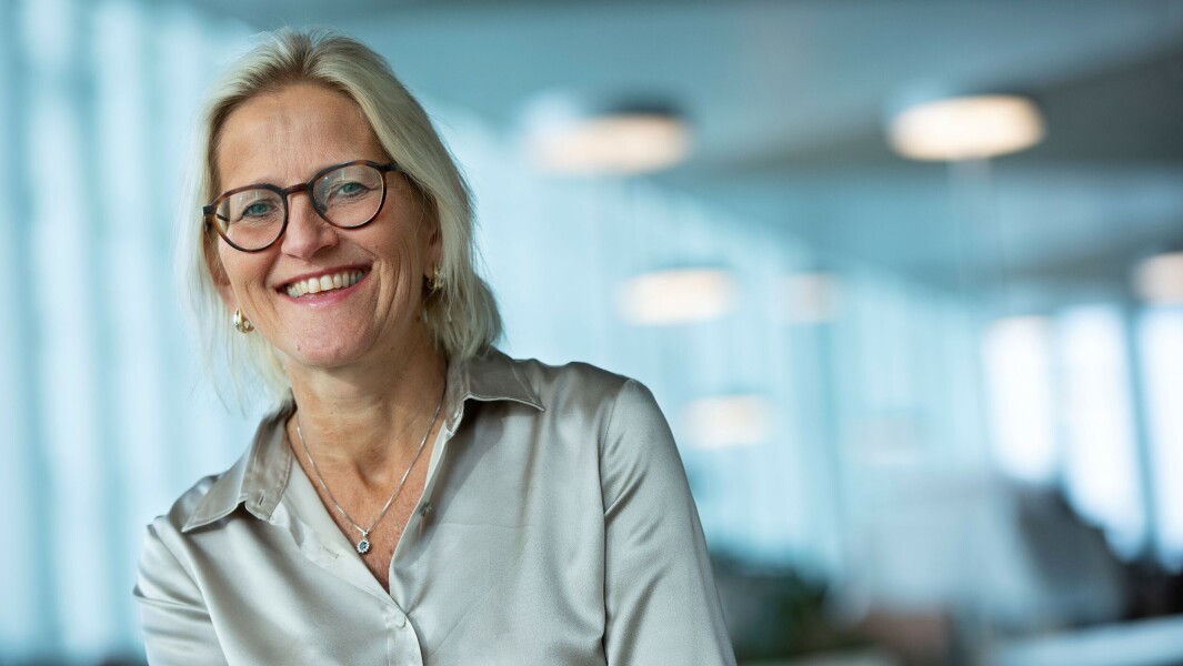 - Tilliten er skjør. Den tar tid å bygge opp og rives raskt og brutalt ned. Det må også politikerne være seg bevisst, sier adm. direktør Karen Kvalevåg i Revisorforeningen. - Tilliten er skjør. Den tar tid å bygge opp og rives raskt og brutalt ned. Det må også politikerne være seg bevisst, sier adm. direktør Karen Kvalevåg i Revisorforeningen.