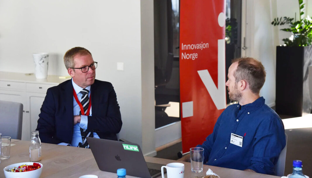 Administrerende direktør i Innovasjon Norge, Håkon Haugli, får innspill fra blant annet Konrad Fagertun i Rocket Farm AS til Innovasjon Norges arbeid for oppstart og skalering. Administrerende direktør i Innovasjon Norge, Håkon Haugli, får innspill fra blant annet Konrad Fagertun i Rocket Farm AS til Innovasjon Norges arbeid for oppstart og skalering.