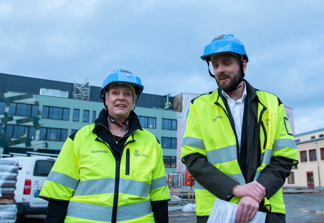 Arbeids- og inkluderingsminister Marte Mjøs Persen og næringsminister Jan Christian Vestre besøkte Voldsløkka skole i Oslo da regjeringen presenterte nye krav i Norgesmodellen for offentlige anskaffelser. Arbeids- og inkluderingsminister Marte Mjøs Persen og næringsminister Jan Christian Vestre besøkte Voldsløkka skole i Oslo da regjeringen presenterte nye krav i Norgesmodellen for offentlige anskaffelser.